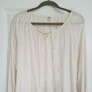 Eyelet Peasant Top ~ Cream ~ L